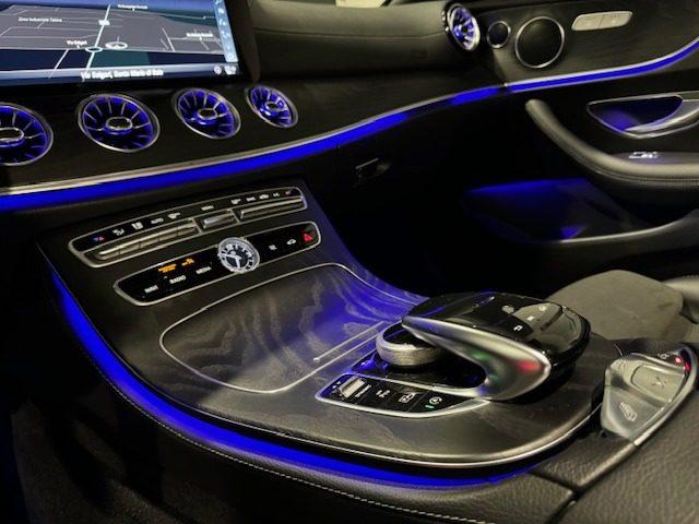 MERCEDES-BENZ E 350 d Cabrio 286CV Premium Plus AMG