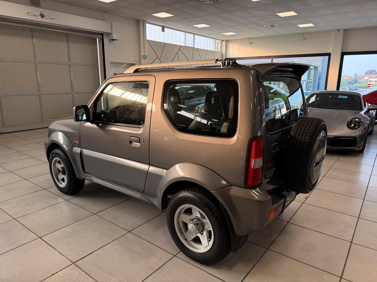 Suzuki Jimny 1.5 DDiS cat 4WD JLX