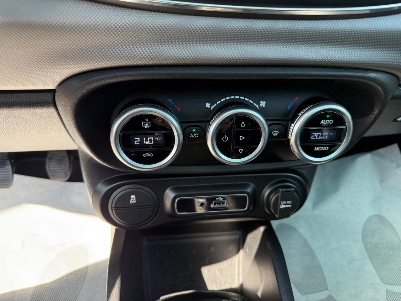 Fiat 500L 1.4 95 CV Lounge UNICO PROPRIETARIO