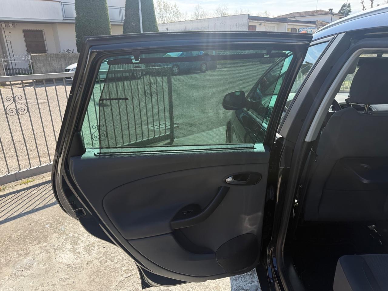 SEAT ALTEA XL 1.6 BENZ UNICO PROP. POCHI KM