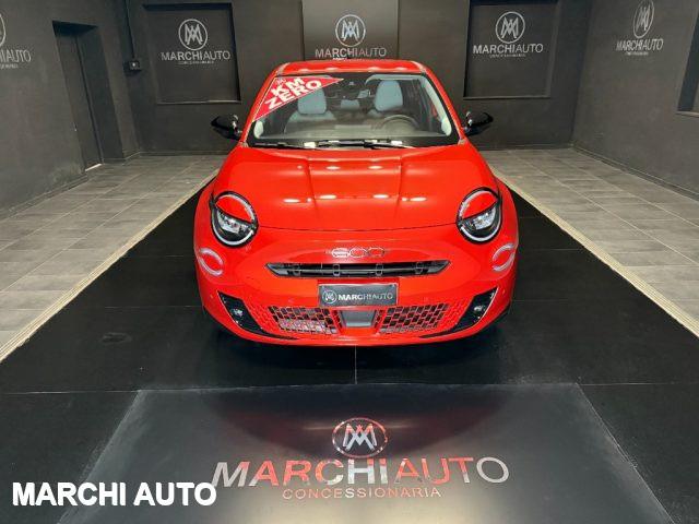 FIAT 600 Hybrid 100 CV DCT MHEV La Prima
