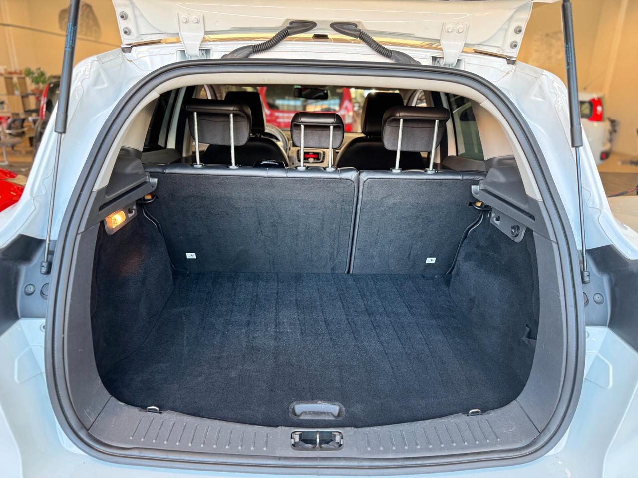 Ford Kuga 2.0 TDCi 163 CV 4WD Titanium DPF