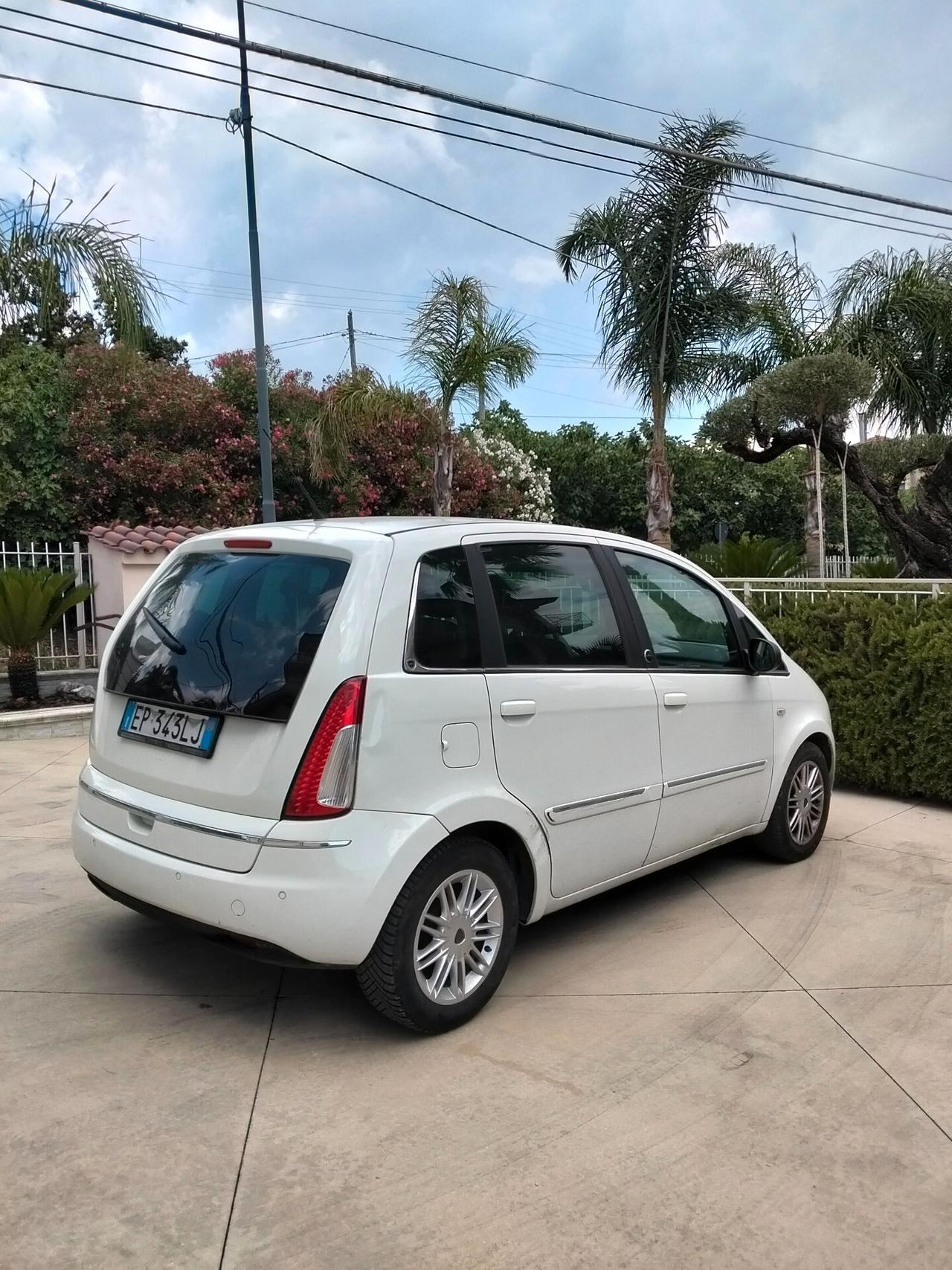 Lancia MUSA 1.4 8V Ecochic (GPL) Diva