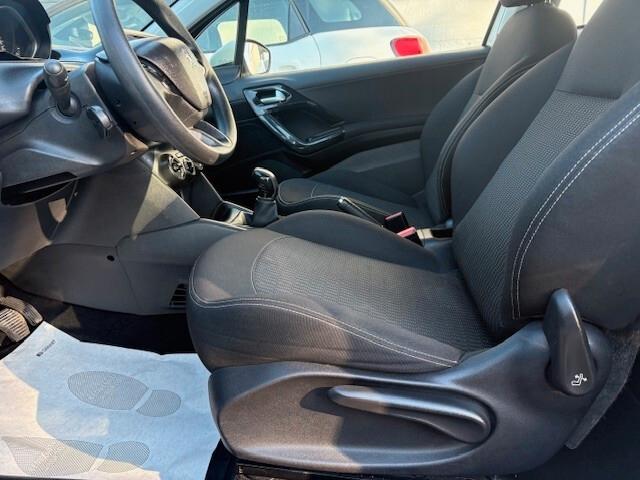 Peugeot 208 PureTech 68 3 porte Active