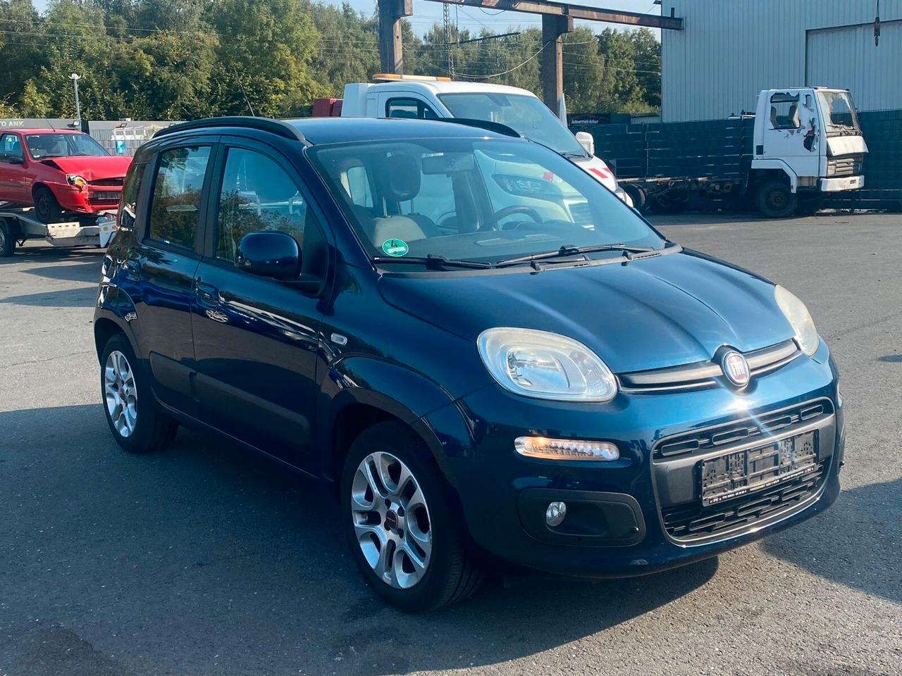 Fiat Panda 1.2 LOUNGE X NEOPATENTATI