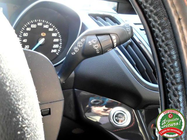 FORD Kuga 2.0 TDCI 140 CV 4WD Powershift Business