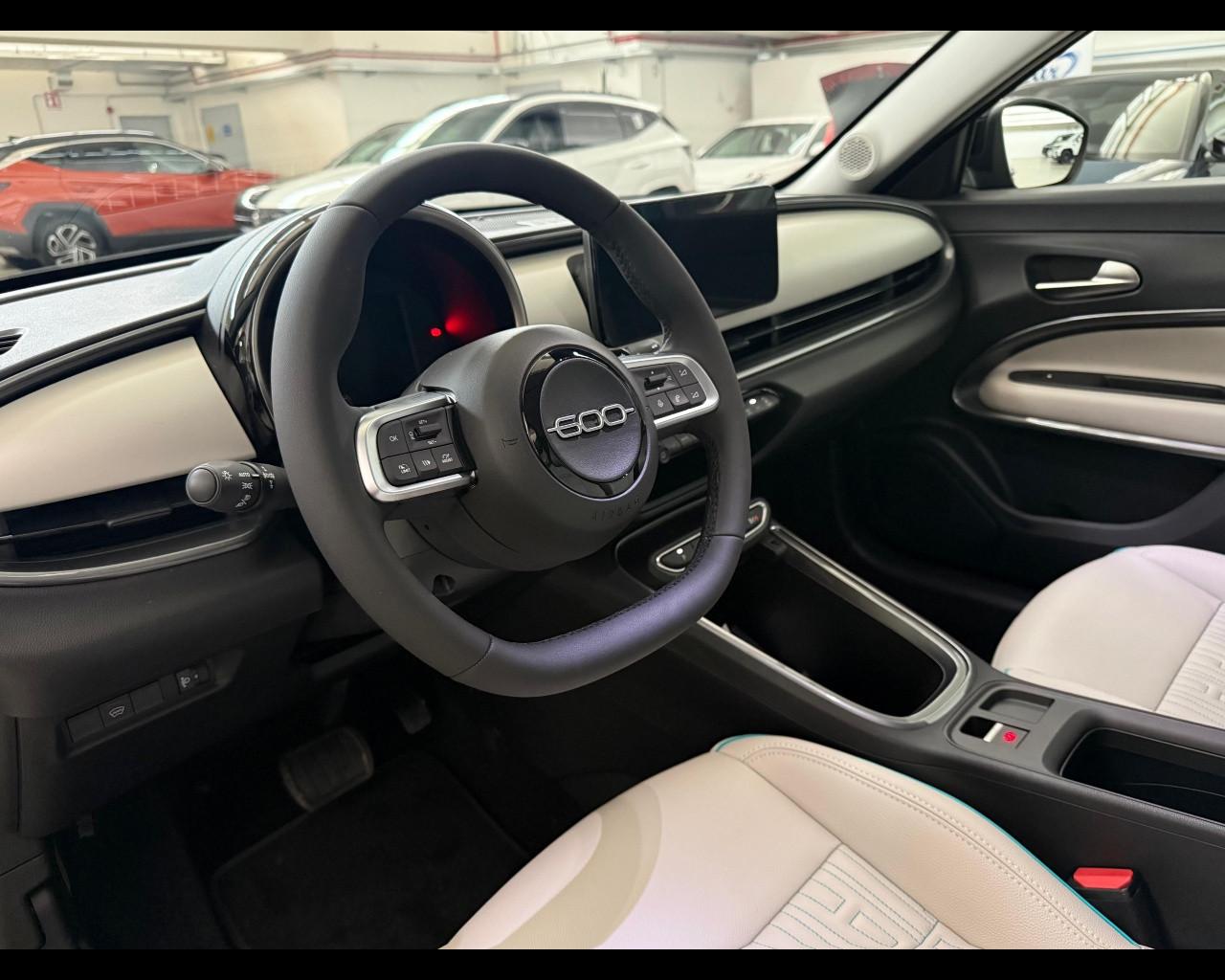 FIAT 600 - 600 1.2 HYBRID LA PRIMA 145CV AUTO