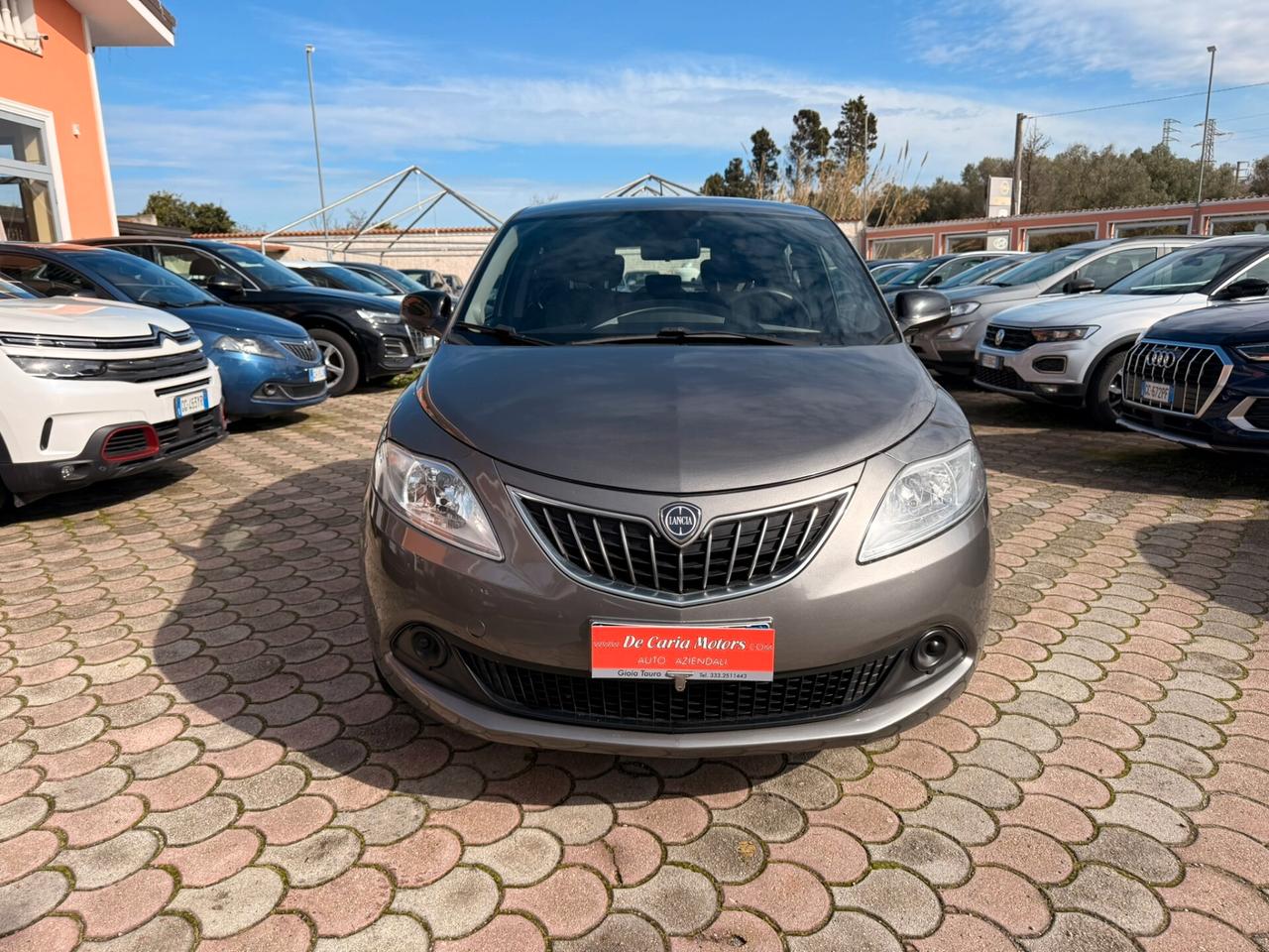 LANCIA Ypsilon Hybrid 1.0 Benz. 70CV Silver - 2022
