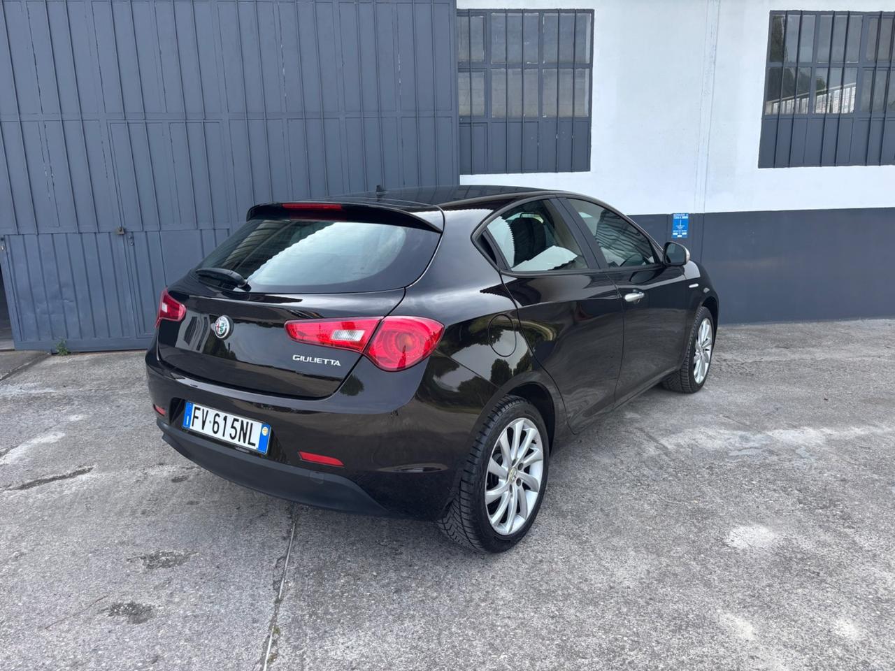 Alfa Romeo Giulietta 1.6 JTDm 120 cv. Neopatentati