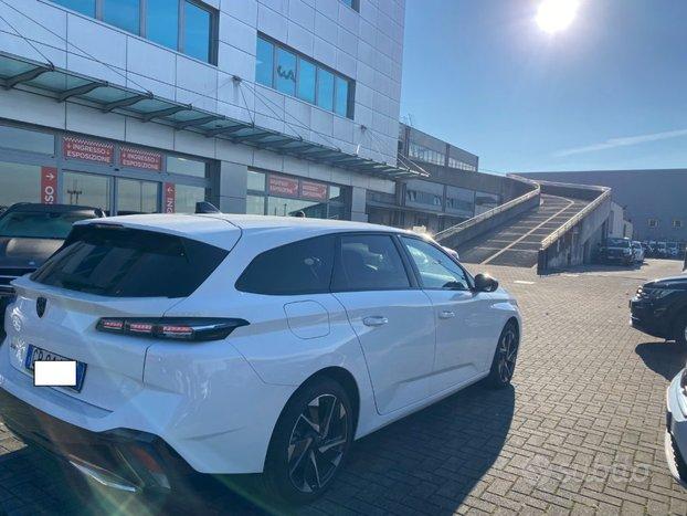 PEUGEOT 308 BlueHDi 130 S&S EAT8 SW Allure Pack