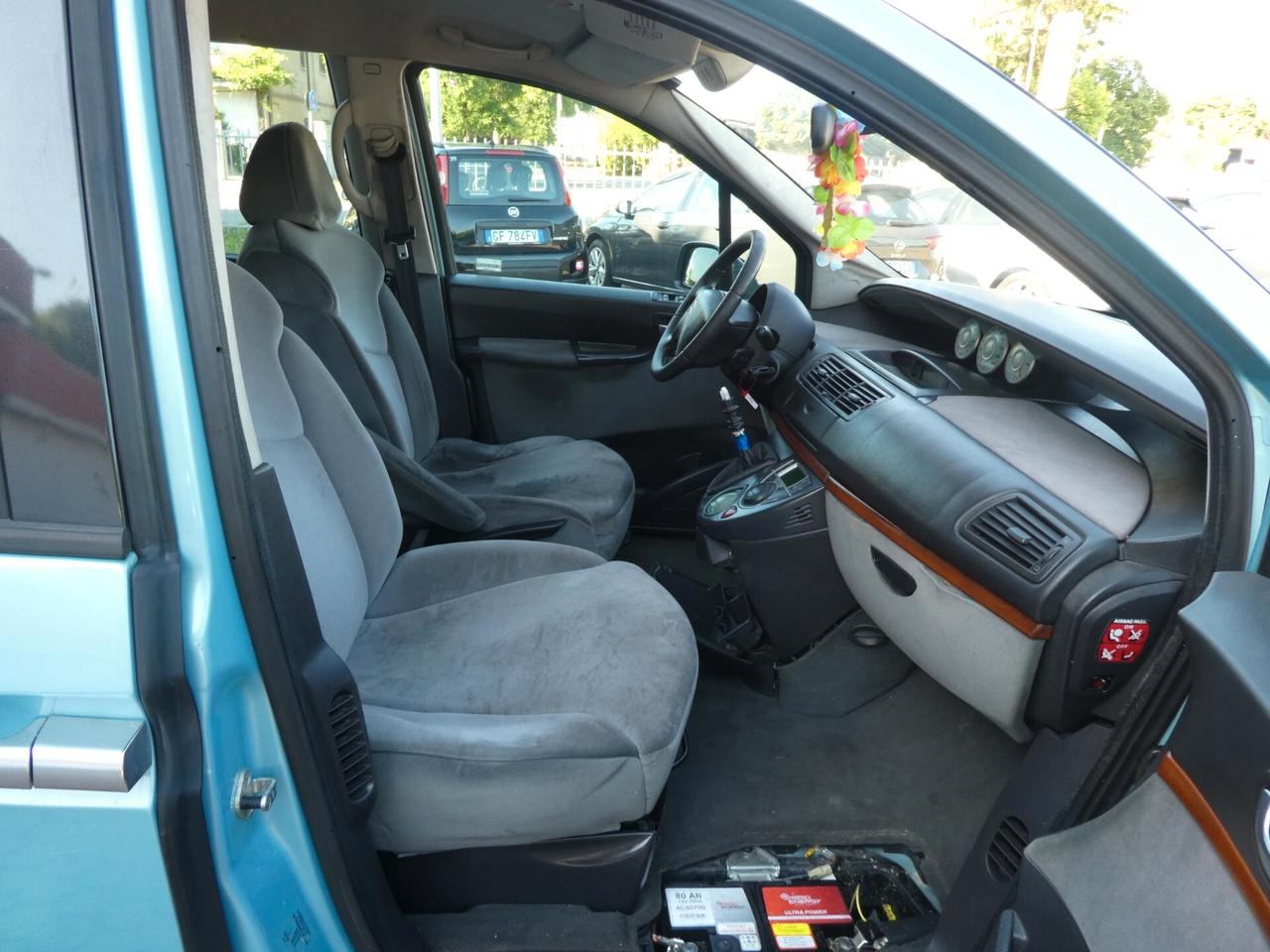Citroen C8 2.2 HDi FAP Elegance OK NEOPATENTATI