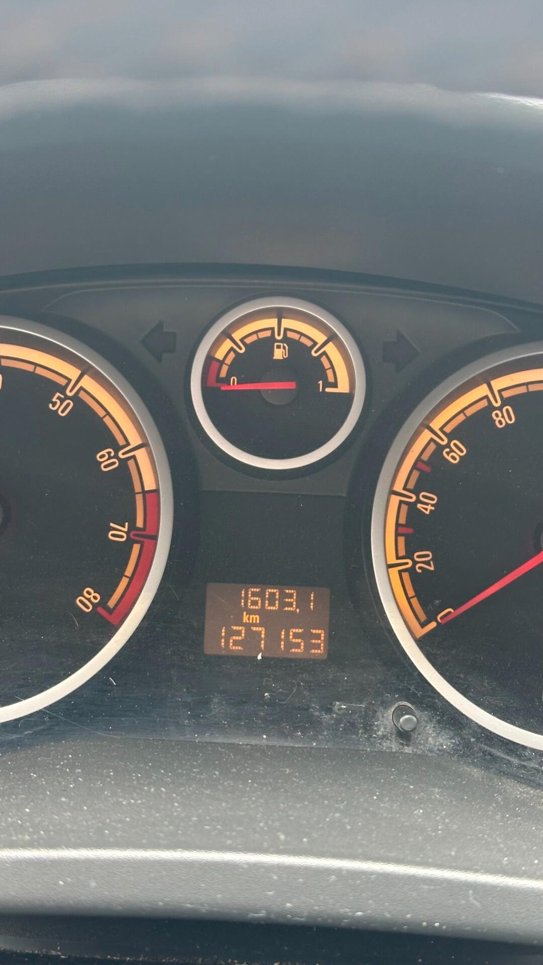 Opel Corsa 1.2 5 porte Elective