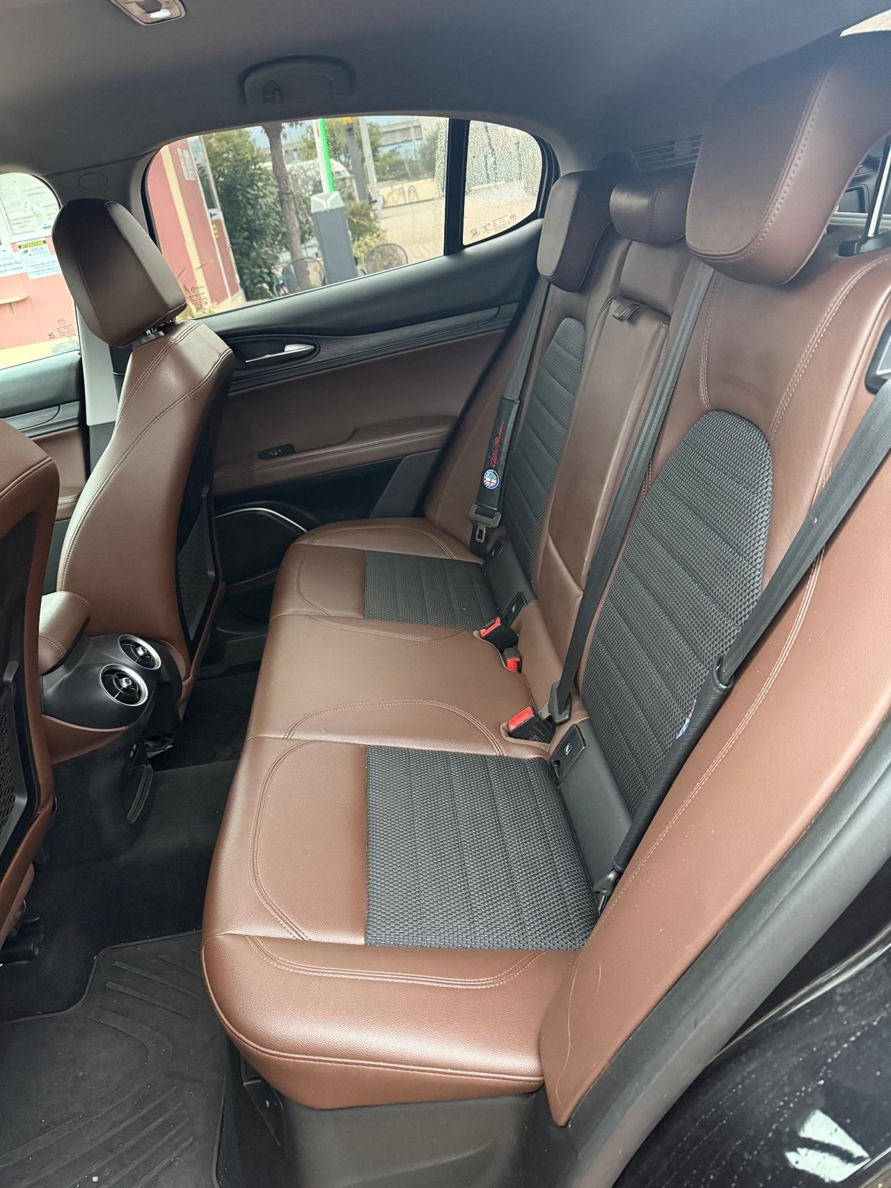 Alfa Romeo Stelvio 2.2 Turbodiesel 210 CV AT8 Q4 Executive