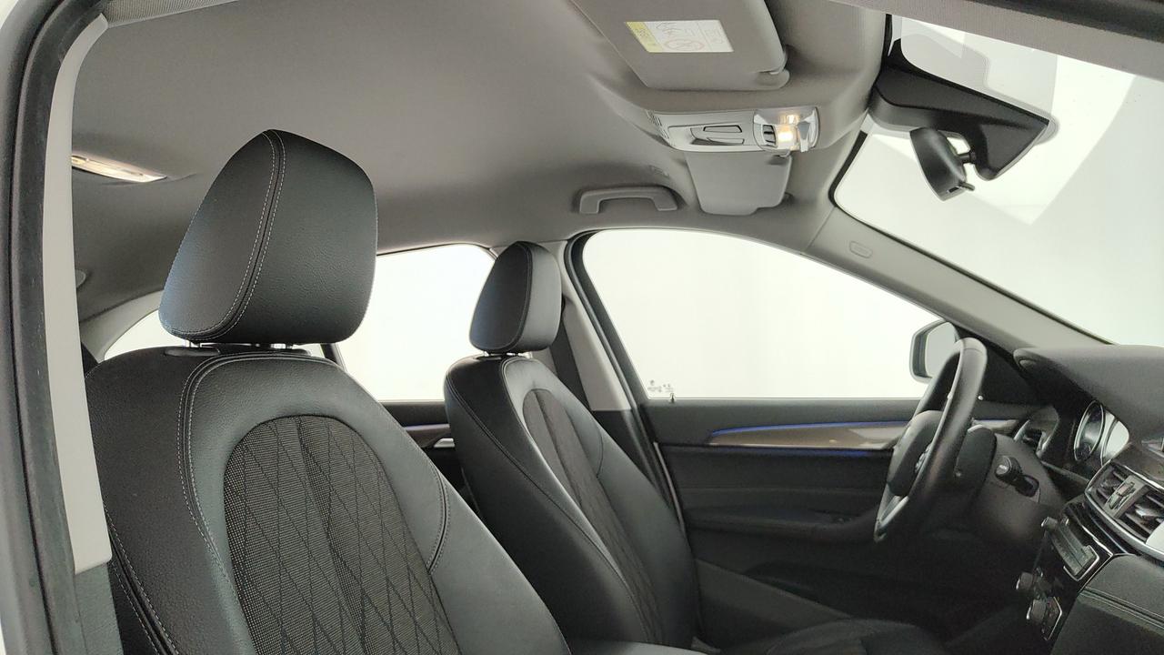 BMW X1 F48 2019 - X1 xdrive18d xLine auto