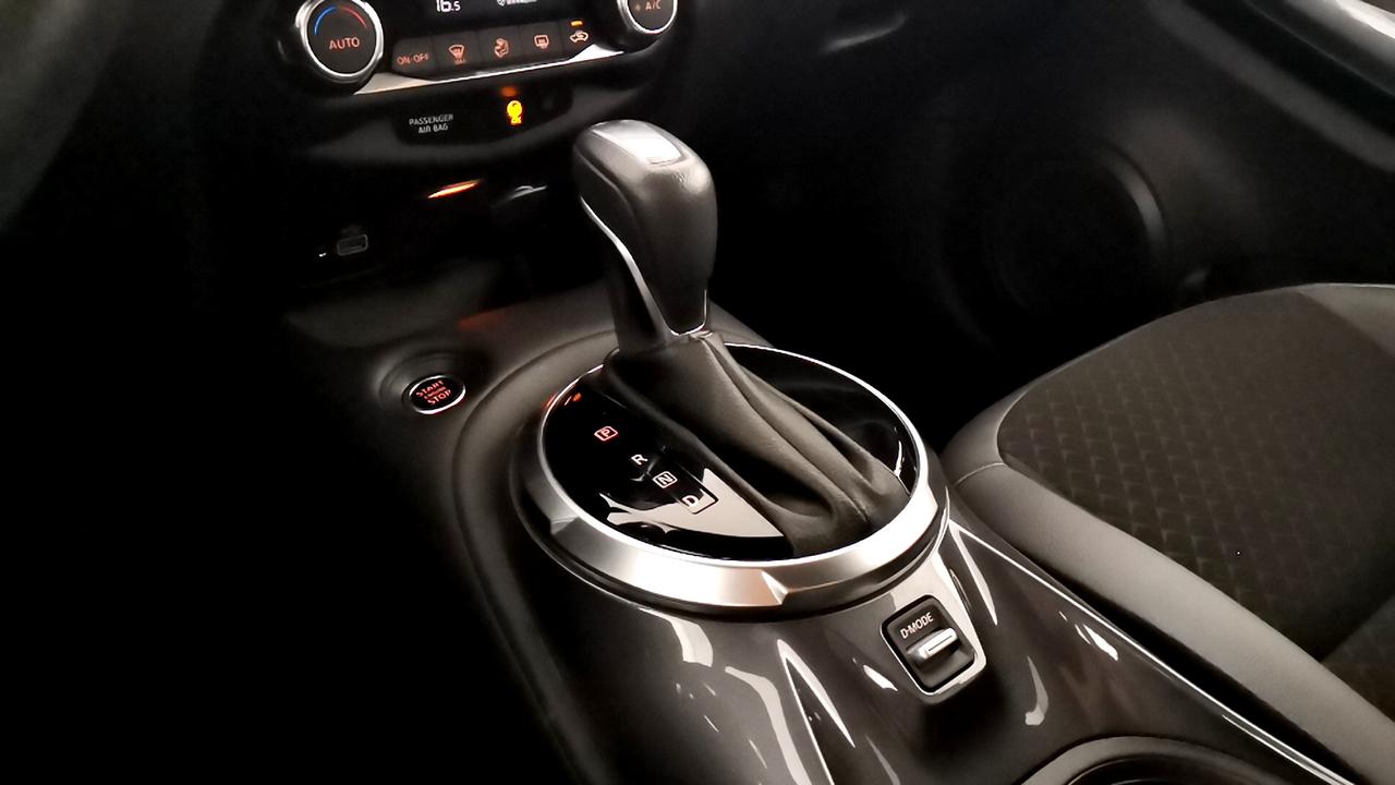 NISSAN JUKE N-CONNECTA DCT