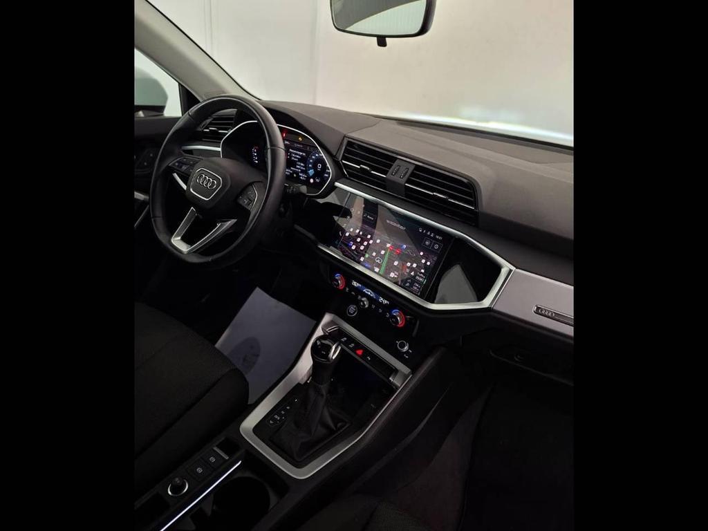Audi Q3 35 1.5 TFSI Evo2 Business S tronic
