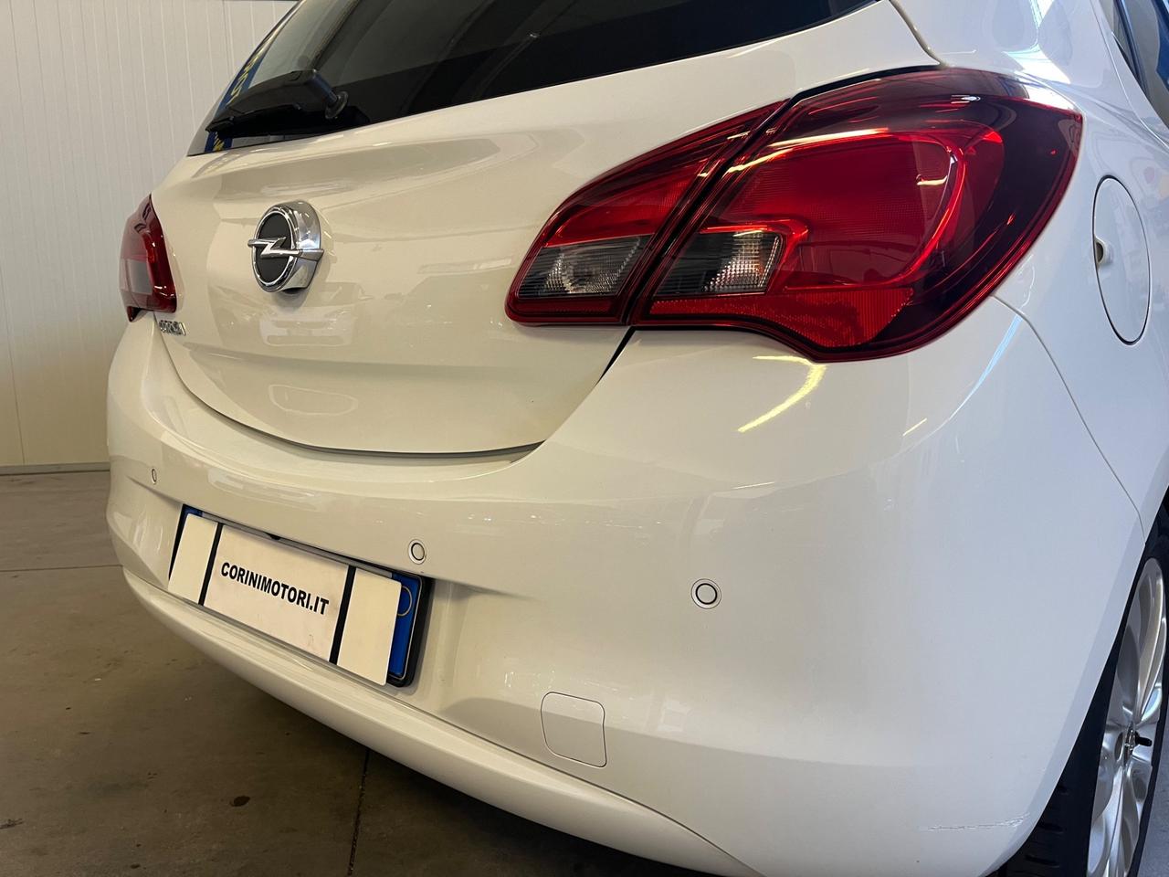 Opel Corsa 1.4 75 CV 5 porte Innovation