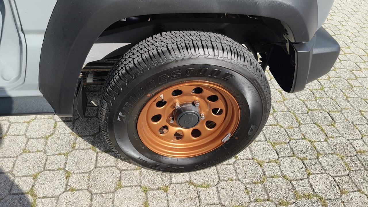 SUZUKI JIMNY 1.5 BENZINA 102CV 4X4 4WD AUTOVETTURA 4 POSTI