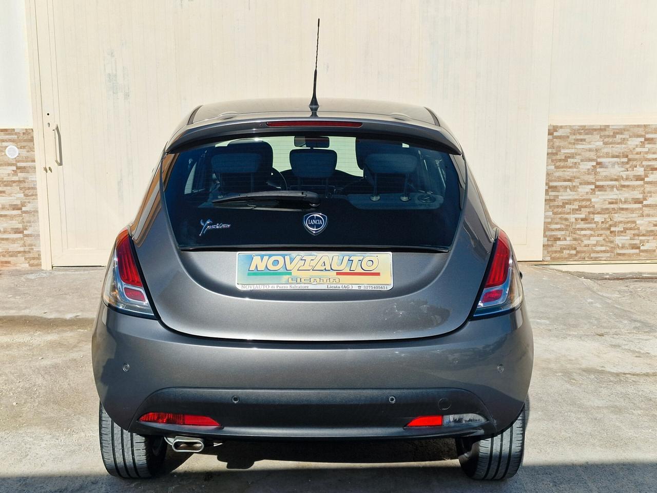 Lancia Ypsilon 1.2 benzina 70cv 5POSTI