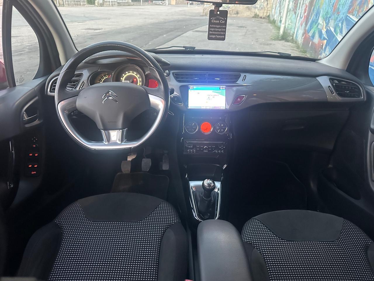 CITROEN C3 1.2 EXCLUSIVE /TETTO/NAVI/BI-ZONA