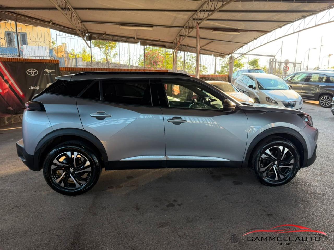 Peugeot 2008 1.5 Allure Pack 130cv Automatica