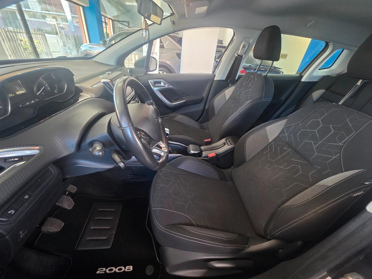 Peugeot 2008 1.5hdi 100cv 2019 FINANZIABILE