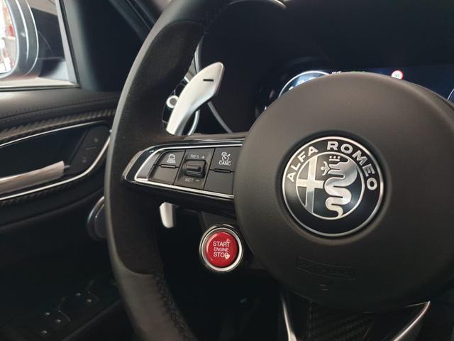 ALFA ROMEO Giulia 2.9 V6 Bi-Turbo AT8 Quadrifoglio