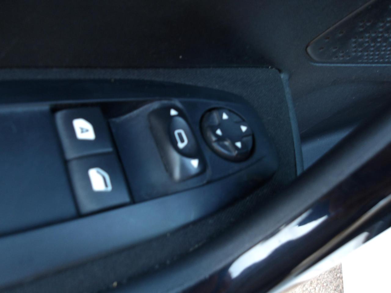 Peugeot 208 5 Porte 208 5p 1.2 puretech Allure 82cv