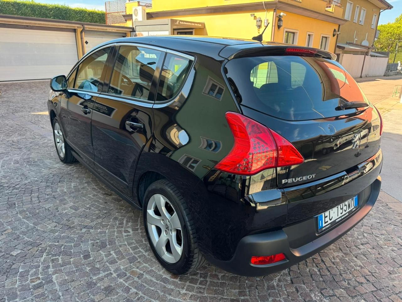 Peugeot 3008 1.6 HDi 110CV Tecno