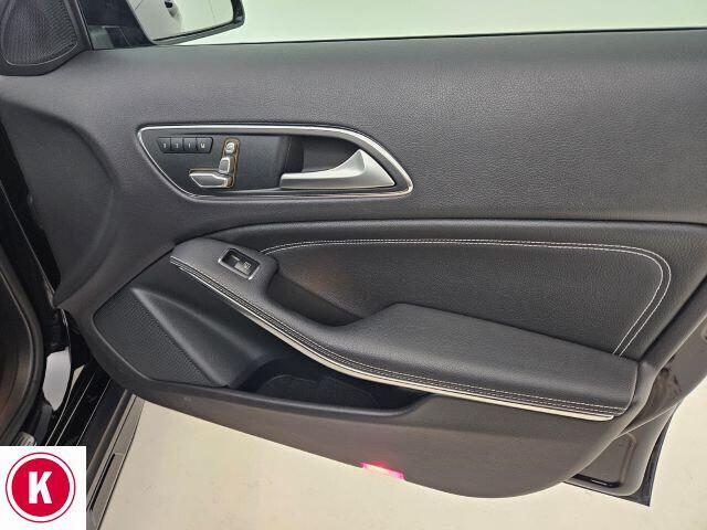 Mercedes-benz GLA 180 Premium Night Edition