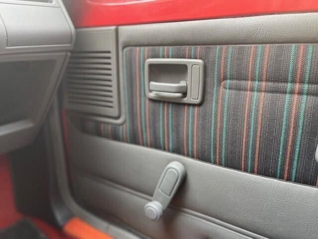 Peugeot 205 1.1 3 porte Color Line