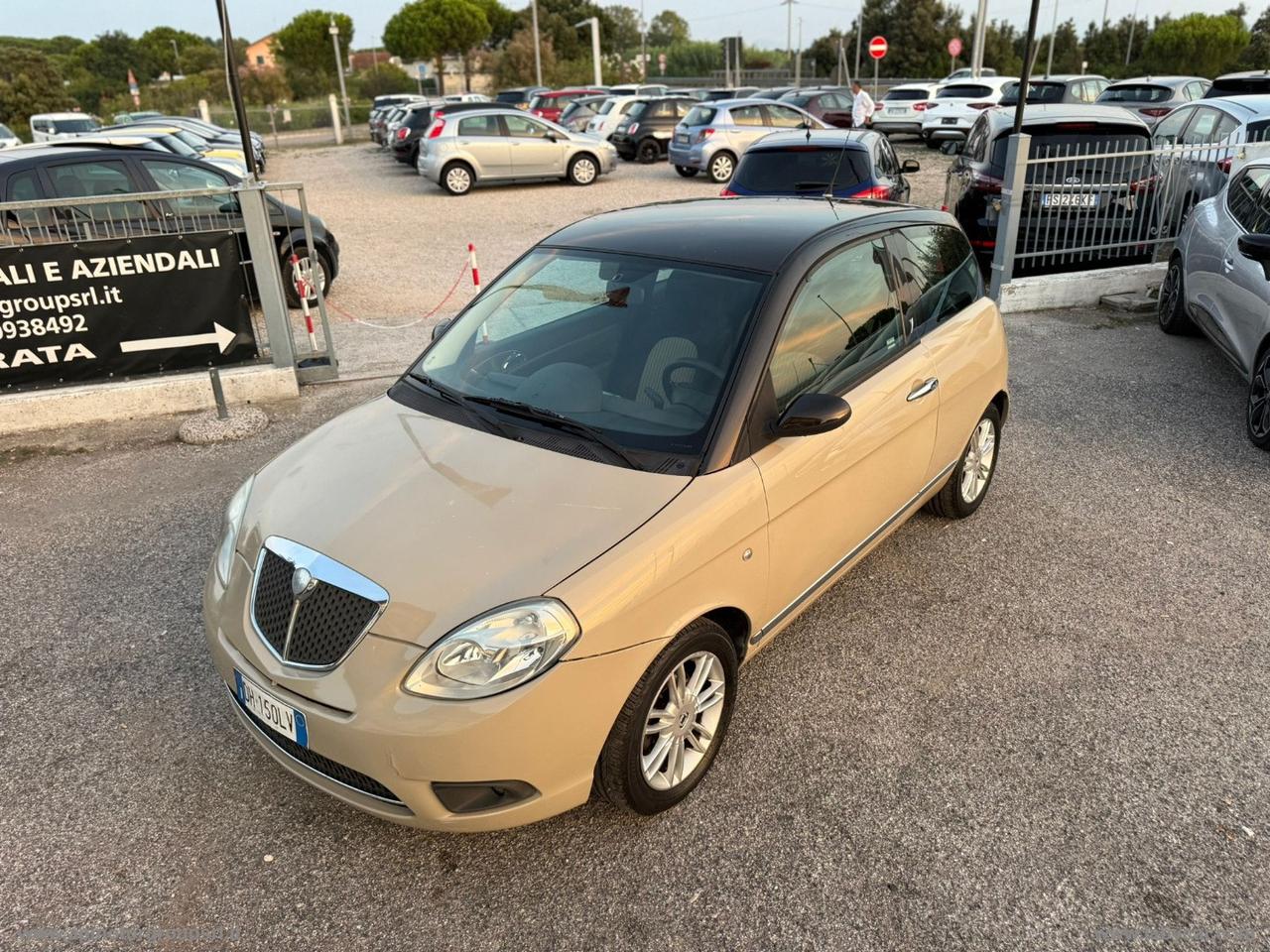 LANCIA Ypsilon 1.4 Oro