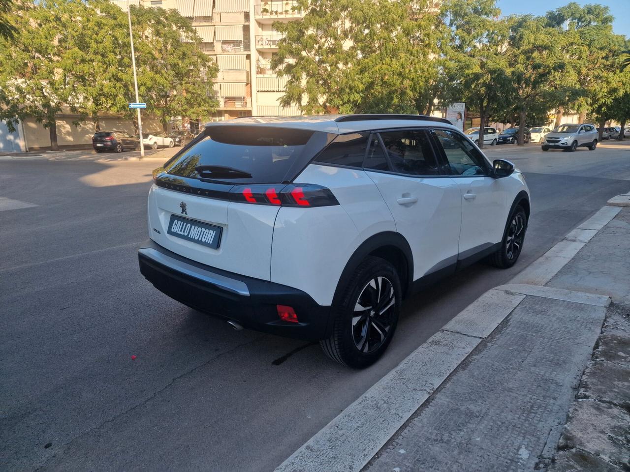 Peugeot 2008 BlueHDi 130 S&S EAT8 Allure