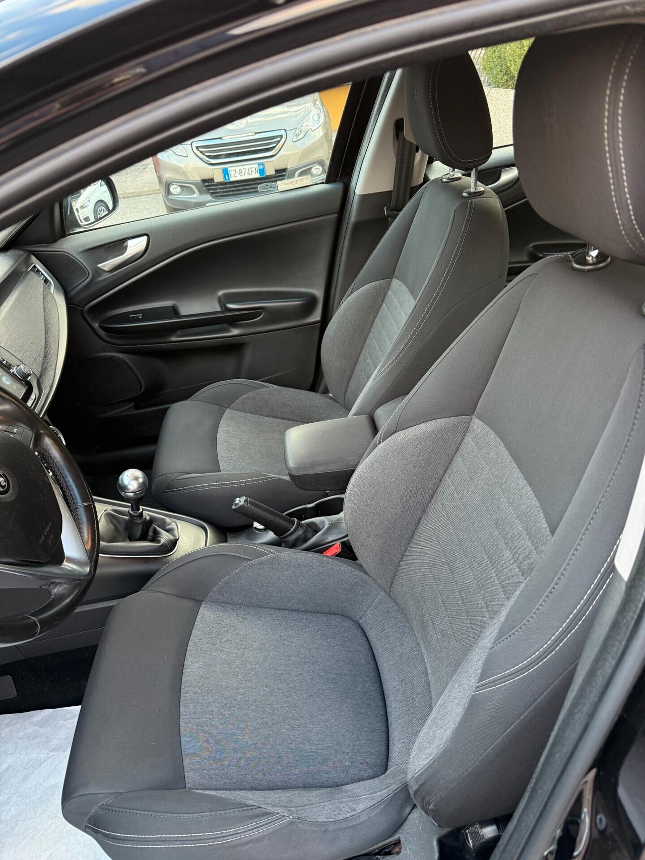 " UNA CHICCA " Alfa Giulietta 1.4 Turbo 120 CV GPL