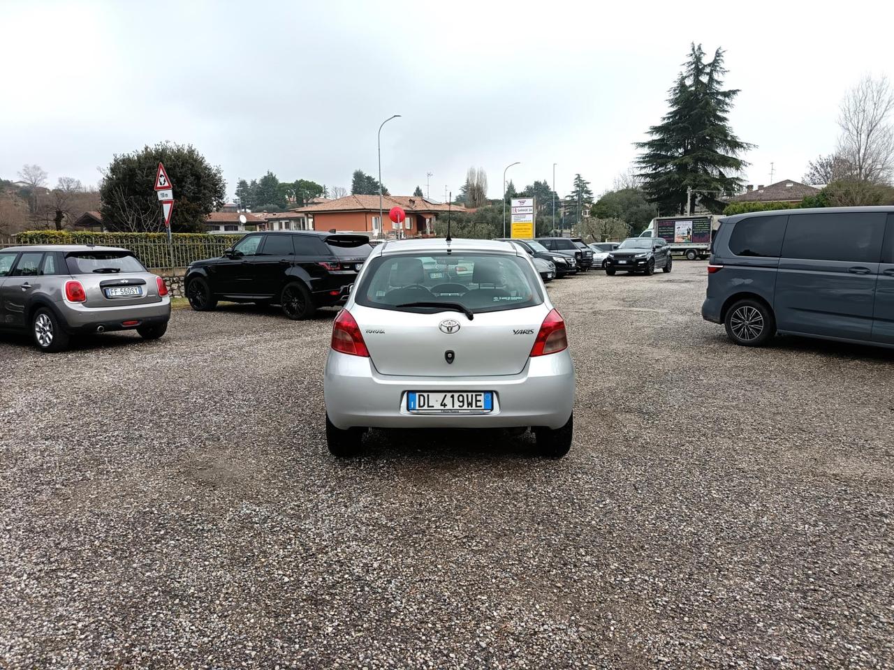 Toyota Yaris 1.0 Sol Uniproprietario