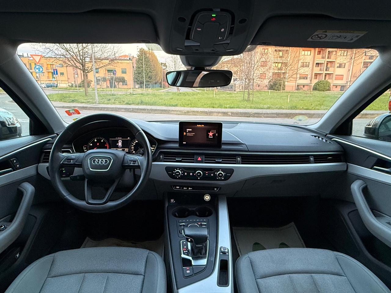 Audi A4 Avant 35 TDI S tronic Business