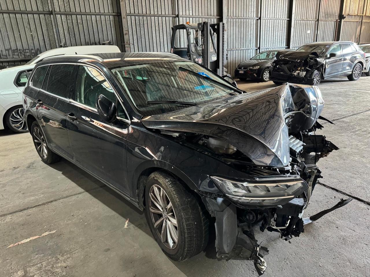 Volkswagen Passat Variant 2.0 tdi 150cv INCIDENTATA