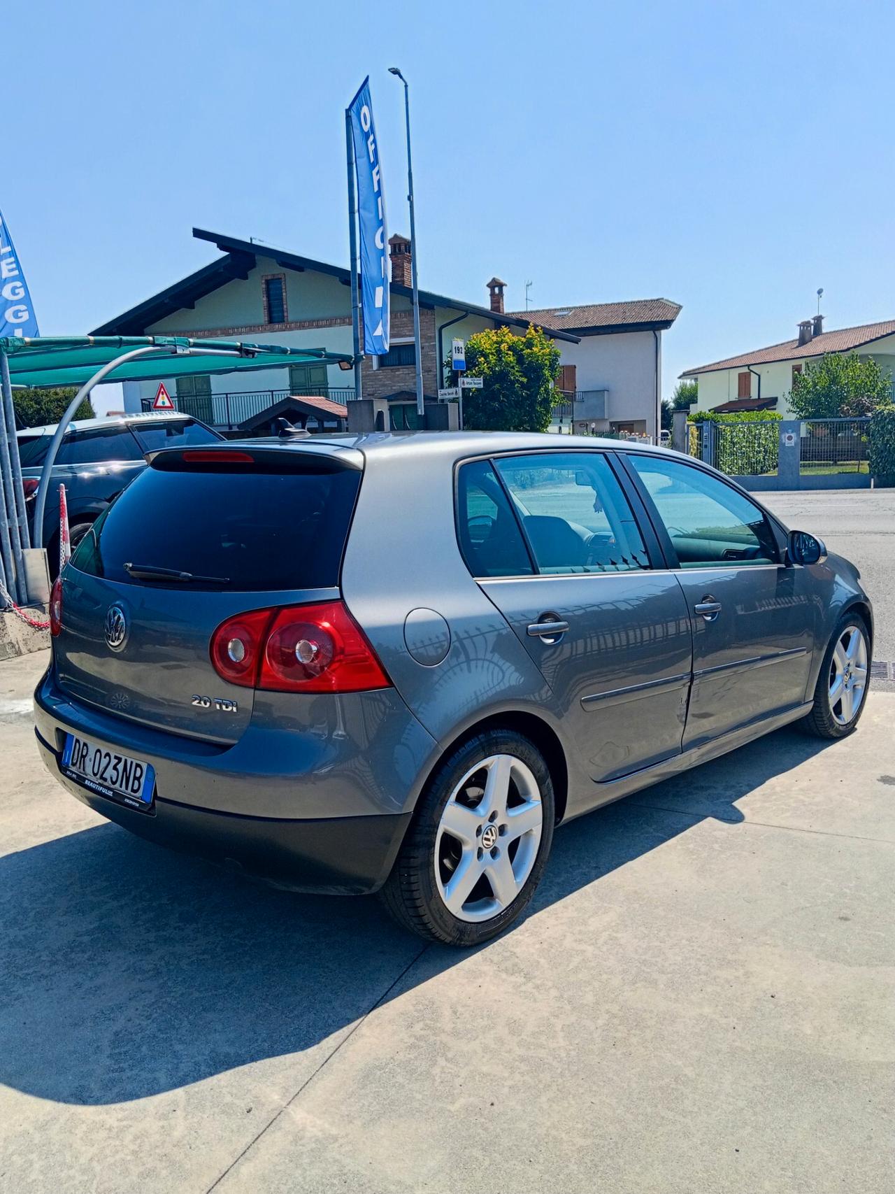Volkswagen Golf 2.0 TDI DPF 5p. DSG GT Sport