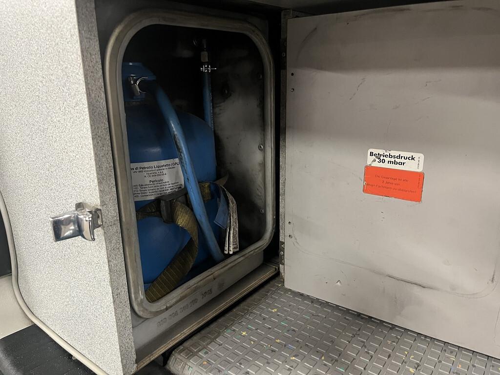 Volkswagen California T4 2.5 TDI Letto e Cucina