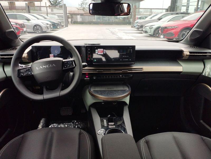 Lancia Ypsilon Ibrida Ibrida 100cv Ypsilon e-DCT se con finanziamento extrasconto 1000 €