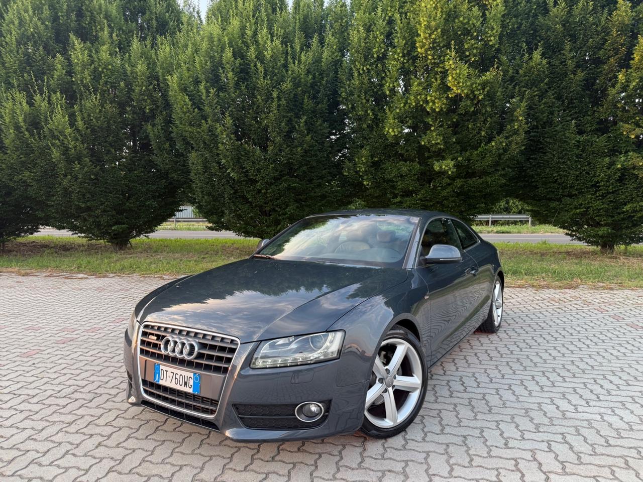 Audi A5 2.0 TDI S-LINE