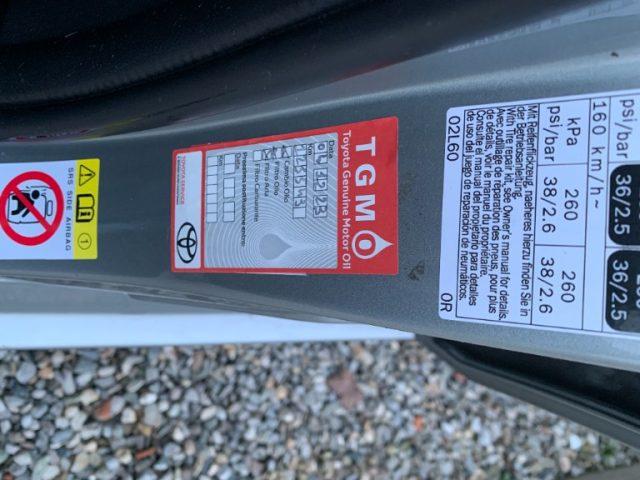 TOYOTA Auris Touring Sports 1.8 Hybrid Lounge