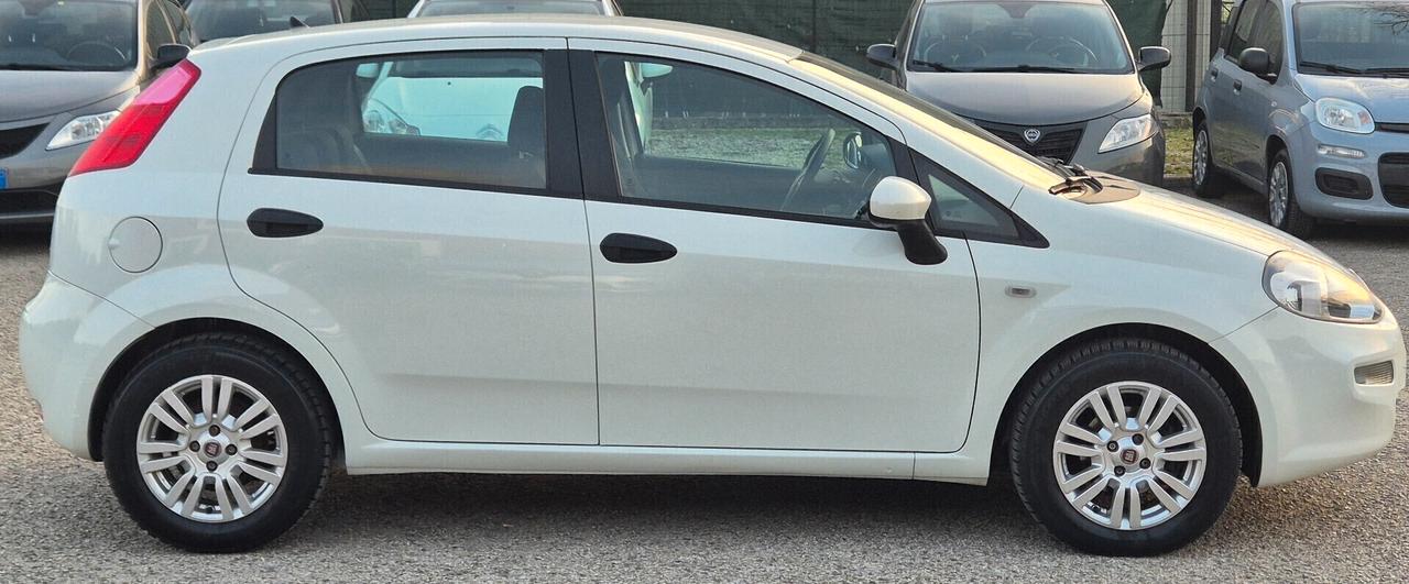 Fiat Punto 1.3 MJT II 75 CV 5 porte Street