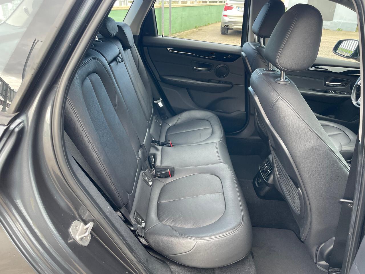 Bmw 218d Active Tourer Luxury auto