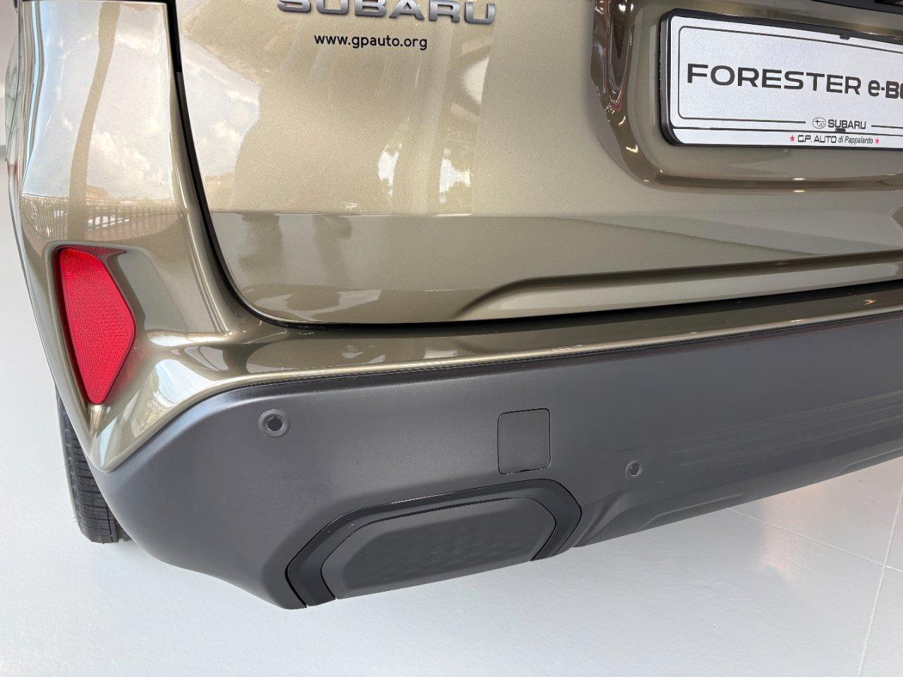 Subaru Forester 2.0i e-boxer Premium lineartronic
