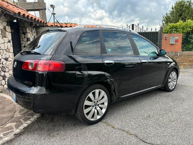 Fiat Croma 1.9 mtj 150cv automatica Emotion PELLE
