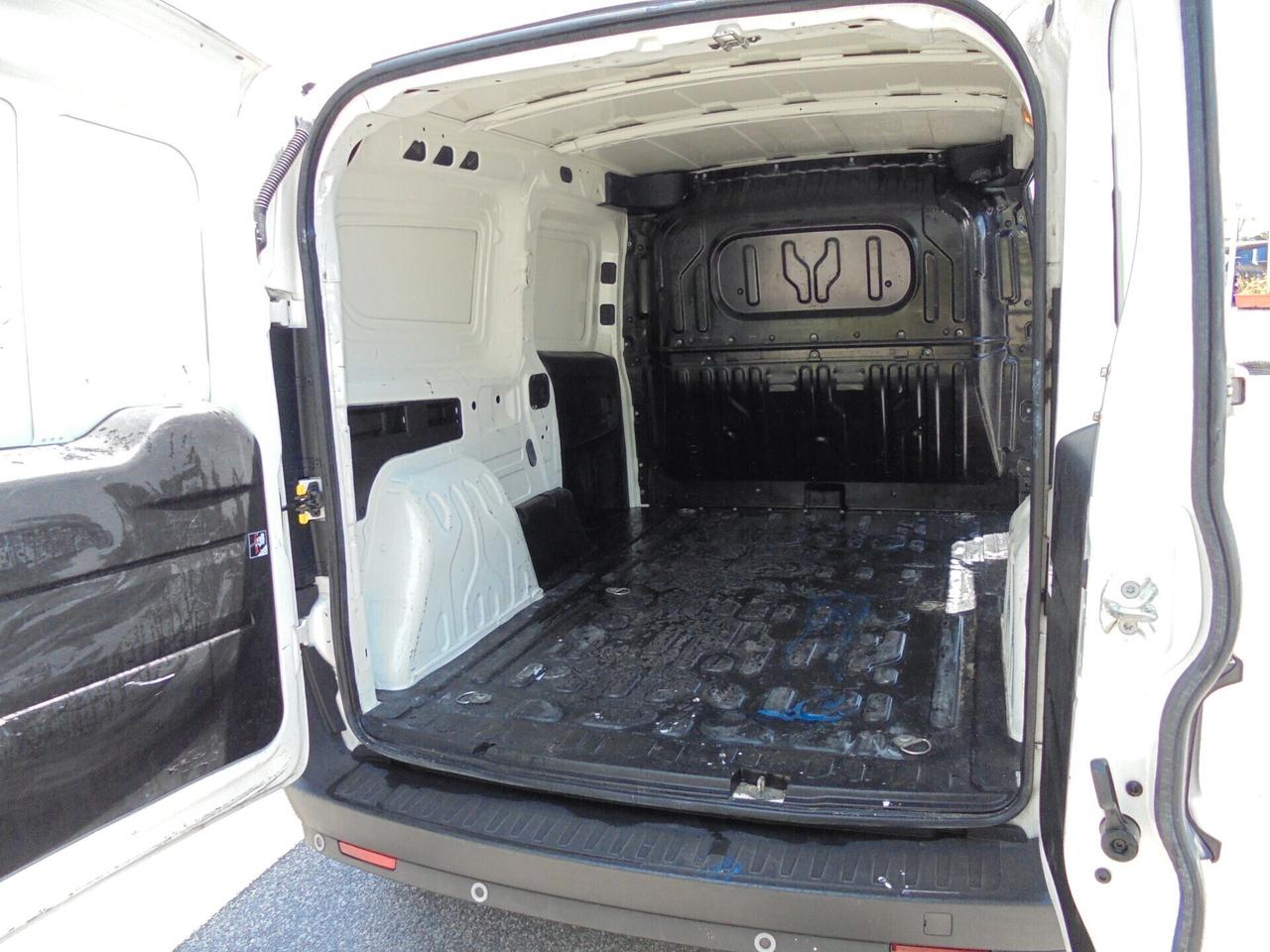 Fiat Doblò MAXI 1.4 T-Jet Natural Power PL-TN Cargo Maxi Lamierato SX