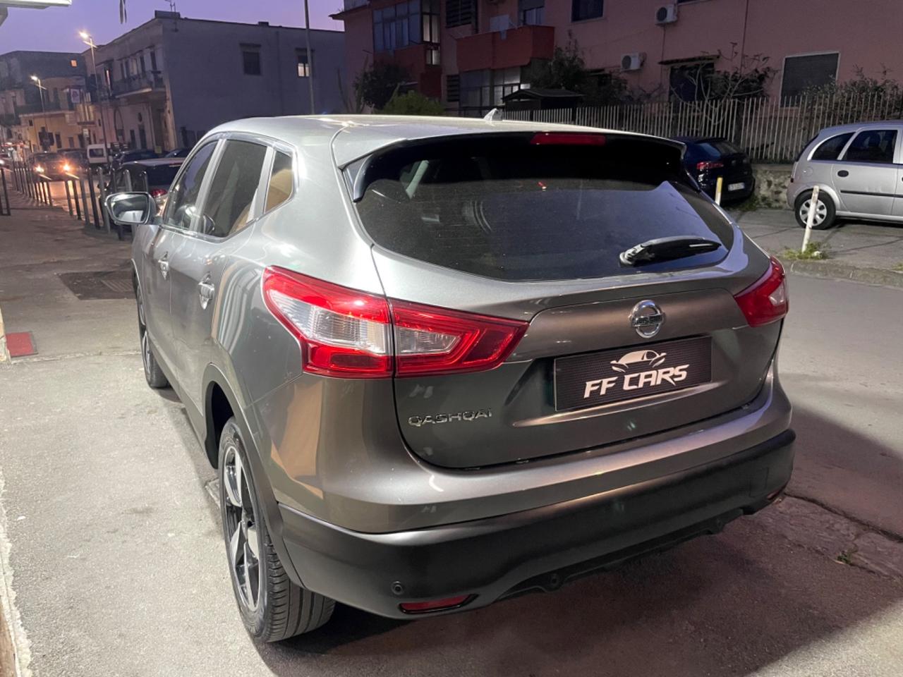 Nissan Qashqai 1.6 dCi 2WD N-Connecta 73.000 km originali