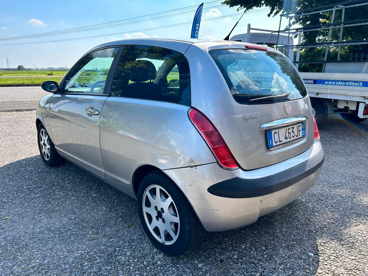 Lancia Ypsilon 1.2 Argento