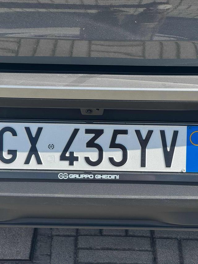 PEUGEOT 3008 Hybrid 136 e-DCS6 GT